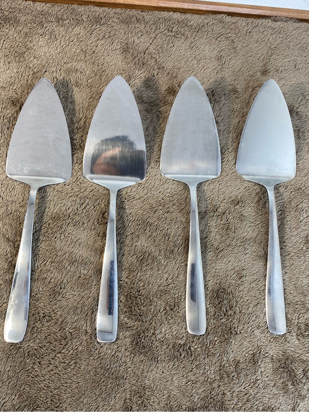 Cambridge Silversmiths Pie Server set of 4
